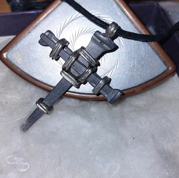Cross of Nails Pewter Pendant - Picture 4 of 9